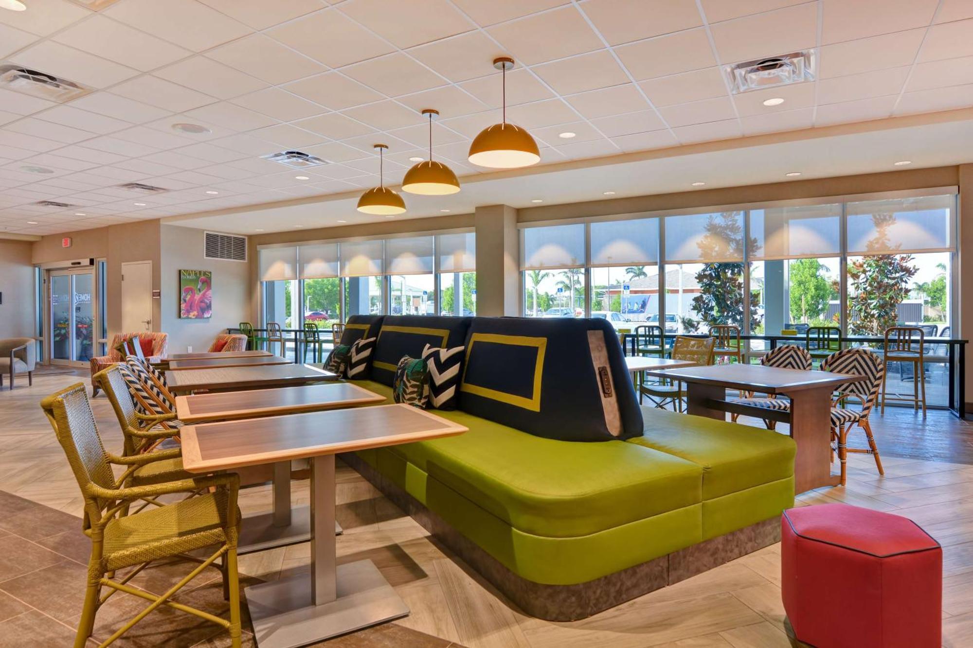 Home2 Suites By Hilton Naples I-75 Pine Ridge Road Vineyards Eksteriør bilde