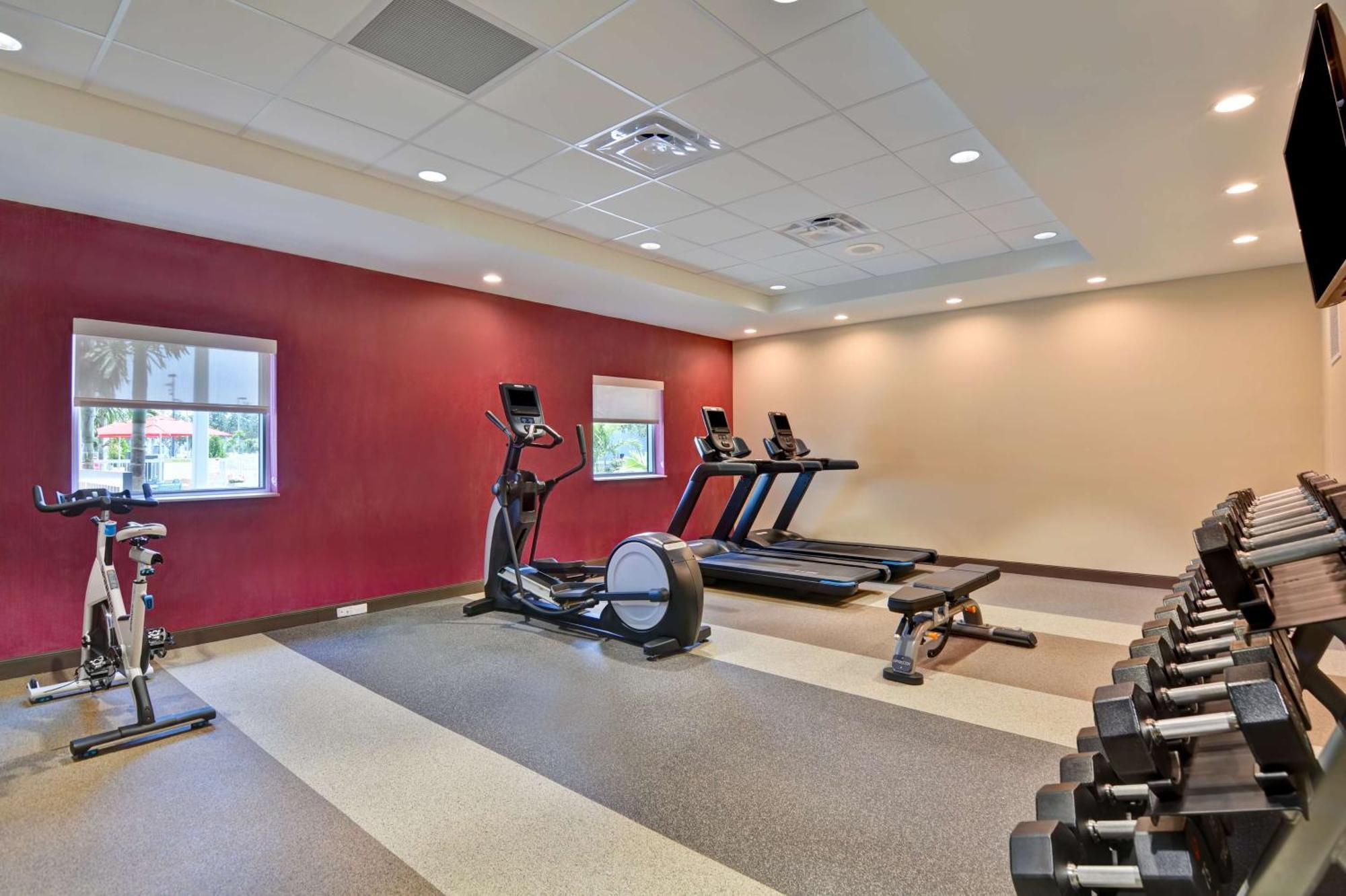 Home2 Suites By Hilton Naples I-75 Pine Ridge Road Eksteriør bilde