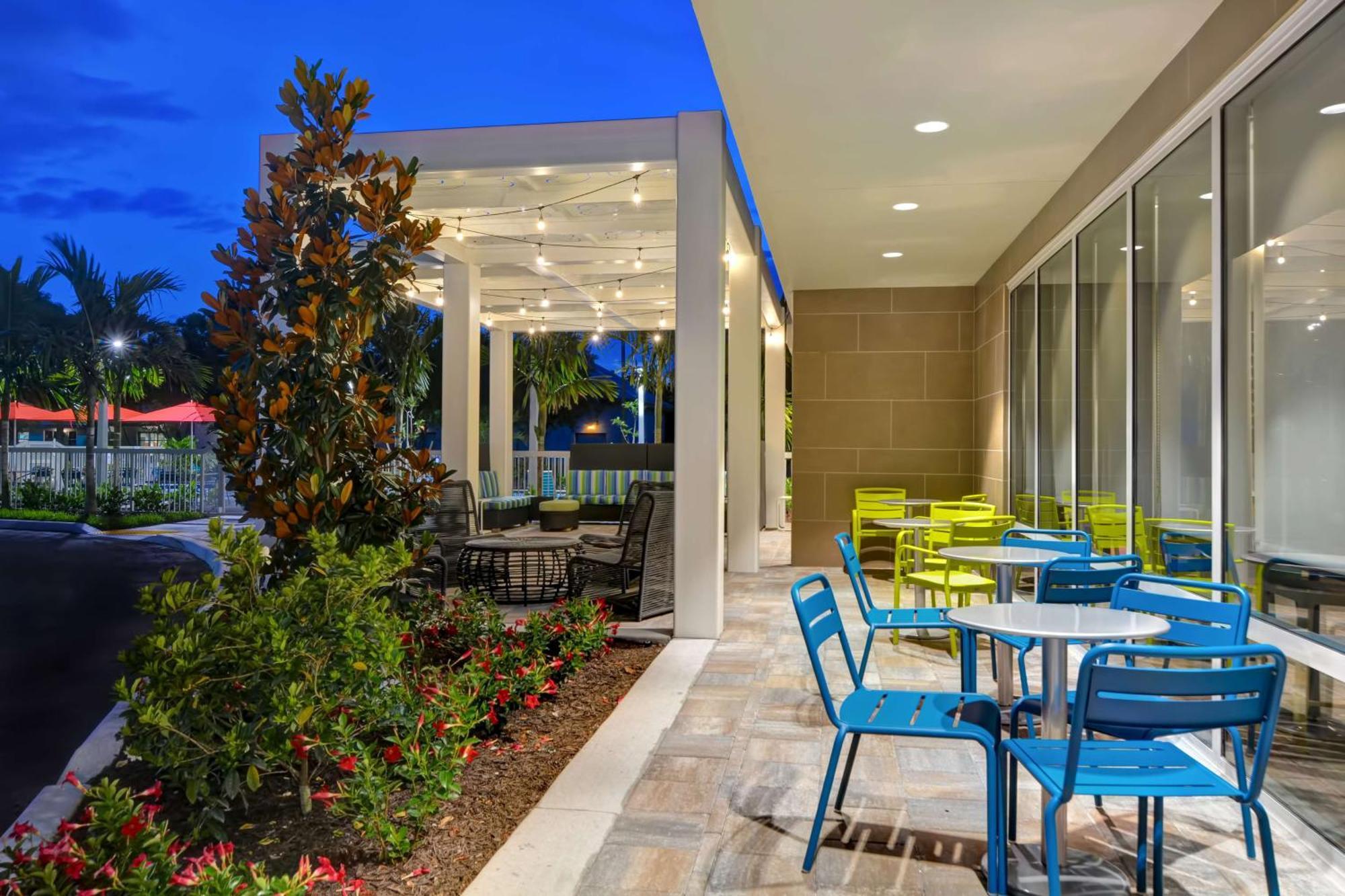 Home2 Suites By Hilton Naples I-75 Pine Ridge Road Eksteriør bilde