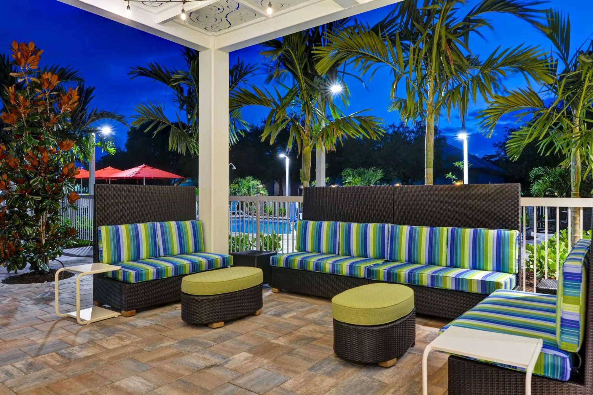 Home2 Suites By Hilton Naples I-75 Pine Ridge Road Eksteriør bilde