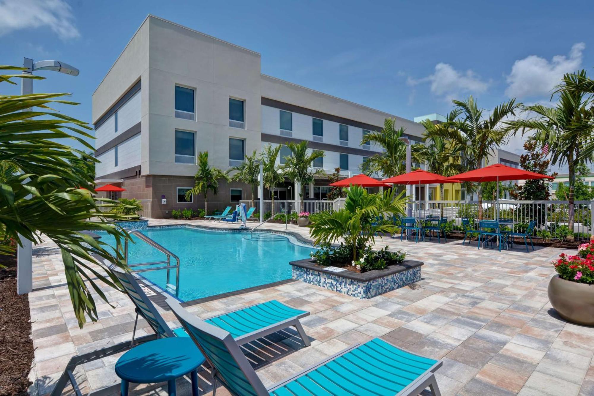 Home2 Suites By Hilton Naples I-75 Pine Ridge Road Eksteriør bilde